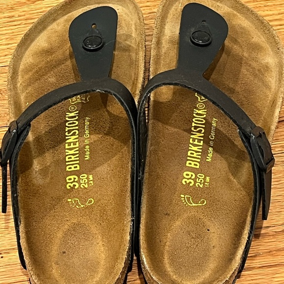 EUC Birkenstock Gizeh Sandal size 8/39 - Picture 3 of 4